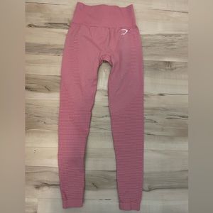 GymShark Leggings Barely Worn Pink Color